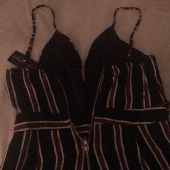 Jumpsuit - Picture 2 of 3